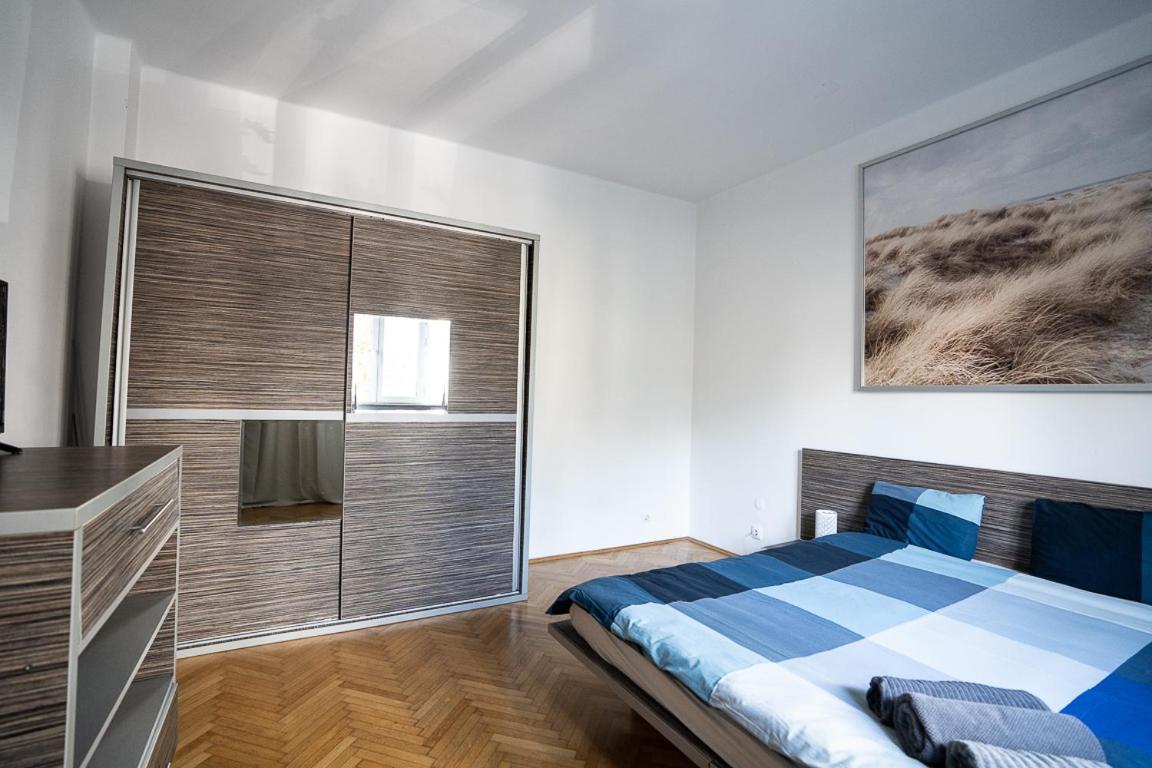 Cismigiu Garden Apartment Boekarest Buitenkant foto